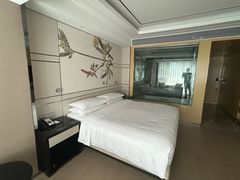 -上海宝华万豪酒店