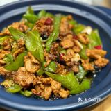 海味满桌真满足