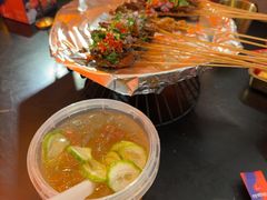 -何师烧烤Pro ·小龙虾·江湖川菜·精酿啤酒(太古里旗舰店)