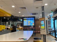 -麦当劳(华融店)