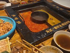 -老牌坊云南鱼豆花火锅(爱建店)