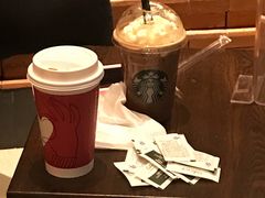-星巴克(上海虹桥新天地二店)