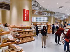 -七鲜超市(瑞虹天地太阳宫店)