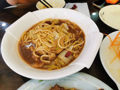 -壹阁胡羊焖饼(特色小吃街店)