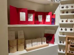 -LADY FAFA(巨鹿路陕西南路路口店)