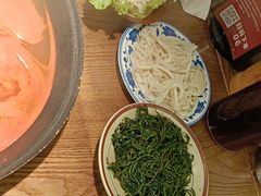 -巴卤社老火锅(财富店)