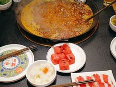 -沸炉重庆老火锅(军事博物馆店)