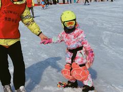 -华彬猛犸滑雪场