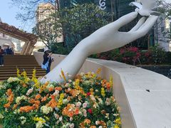 -中航城君尚购物中心