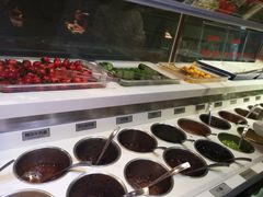 自助调料区-海底捞火锅(河东万达广场店)