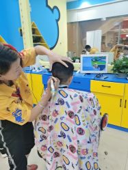 -趣哆剪儿童理发(奥山世纪城店)