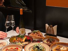 -Mogul Eatery·大亨餐酒馆
