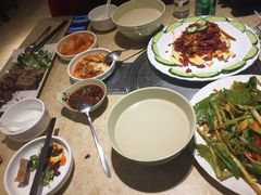 -英子补身汤(海兰路店)