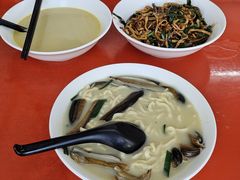 -三百碗宝应长鱼面(板仓街店)