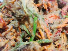 -虾弄弄海派小龙虾·牛羊蝎子火锅