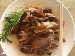 -鹏城人家海鲜酒家·23年老字号(较场尾店)