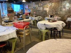 大堂-鲜入围煮花胶鸡海鲜火锅