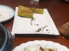 -老码头黑皮肘子锅包肉(文政街店)