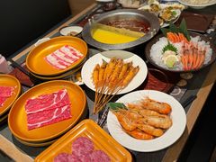 -牛YO寿喜烧·铁板烧和牛火锅自助(市府恒隆店)