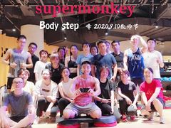 -超级猩猩健身·私教(上海体育场店)