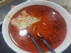 -陇上全荟兰州传统牛肉面(延吉路店)