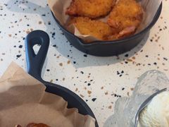 -必胜客(东兴商厦店)