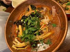 -成都你六姐·牛肉冒菜(城市集市合生汇店)