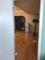 -萱草产后康复催乳中心(江宁万达店)