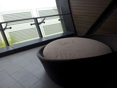 android_upload_pic-上海滴水湖皇冠假日酒店
