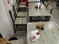 大堂-韦记螺蛳粉(NO2店)