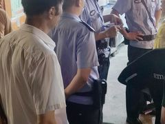 -沈家门海鲜夜排档(东港店)