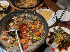 -富正毅三下锅·湘西韵味(天门山索道店)