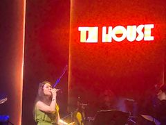 -TZ House音乐现场(来福士中心店)