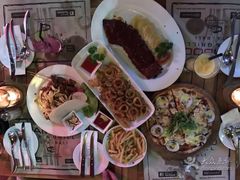 -Bamboo Bar & Grill Restaurant