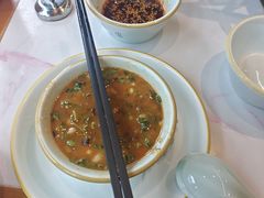 -乡土黄·鲜牛肉火锅·小龙虾(兴业街店)