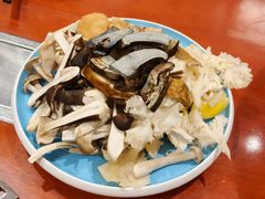 -菌之家·专业纯野生菌火锅·特色炒菌