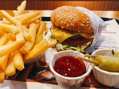 圣塔芭芭拉经典牛肉特堡-The Habit Burger Grill 哈比特汉堡(复兴soho店)