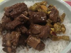 酸菜红烧肉盖饭-真功夫(凯美大厦店)