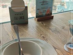 -蜜桃餐厅·伴山(湖滨商业街店)