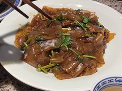 风味香菜火鸭炒粉皮-南京大牌档(香港广场店)
