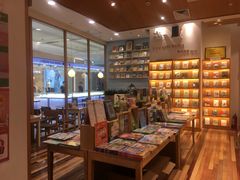 -猫的天空之城概念书店(印象城购物中心店)