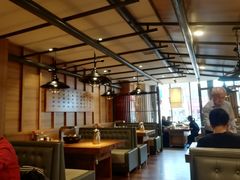 卡座-金石青云炭火烤肉店(中房上东花墅店)