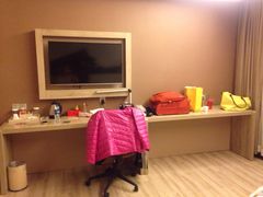 -西安大雁塔科技大学地铁站亚朵酒店