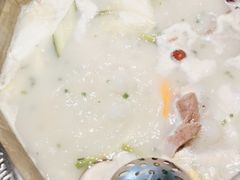 -佬土鹅肠火锅(扬中步行街店)