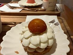 -VERIE BAKEHOUSE
