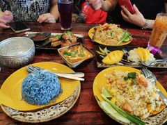 -Pad Thai Kratong Thong by ama