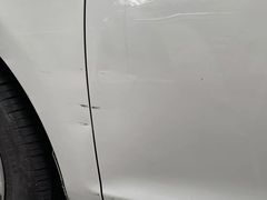 -蜂鸟快修喷漆钣喷汽修旗舰工厂(军工路店)