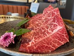 -铭牛烧肉·和牛海鲜自助(高新月牙湖店)