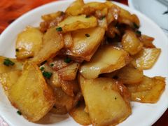 -芦茨金富饭庄·25年老字号·专做稻草鸡