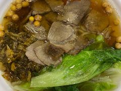 辣卤牛肉汤粉-牛呆呆·大碗牛肉面(金山店)